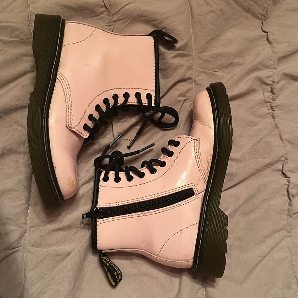 Dr. Martens Junior 1460 Patent Leather Lace-Up Boot - kids’ - Picture 6 of 6